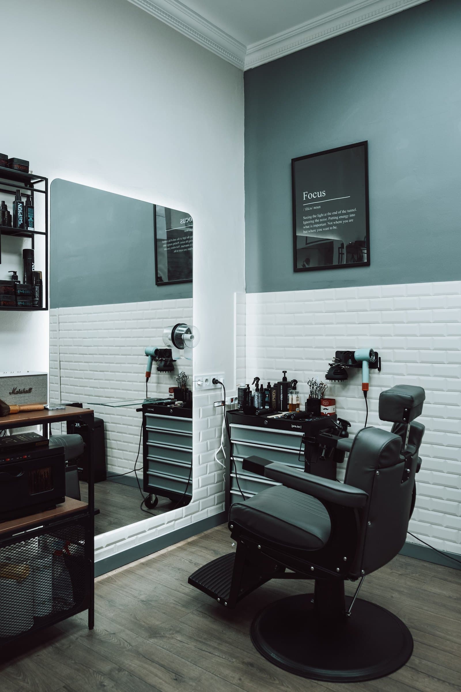 Interior de Focus Barber Studio